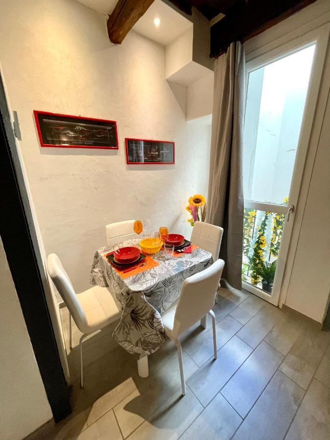 Roberto'S Apartment. Firenze Piazza Santa Croce. Buitenkant foto